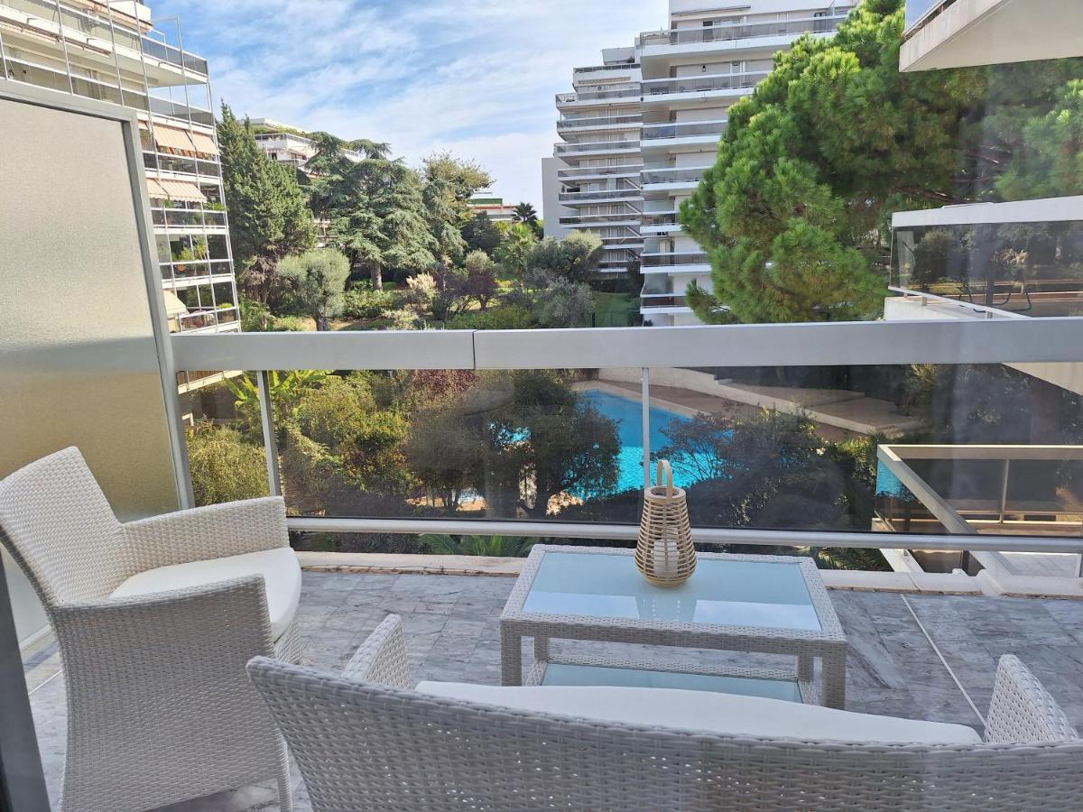 Les Pins Charming Juan-les-Pins